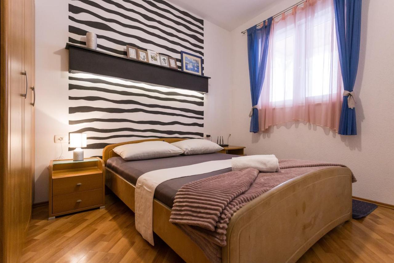 Apartman Ikar Подстрана Экстерьер фото