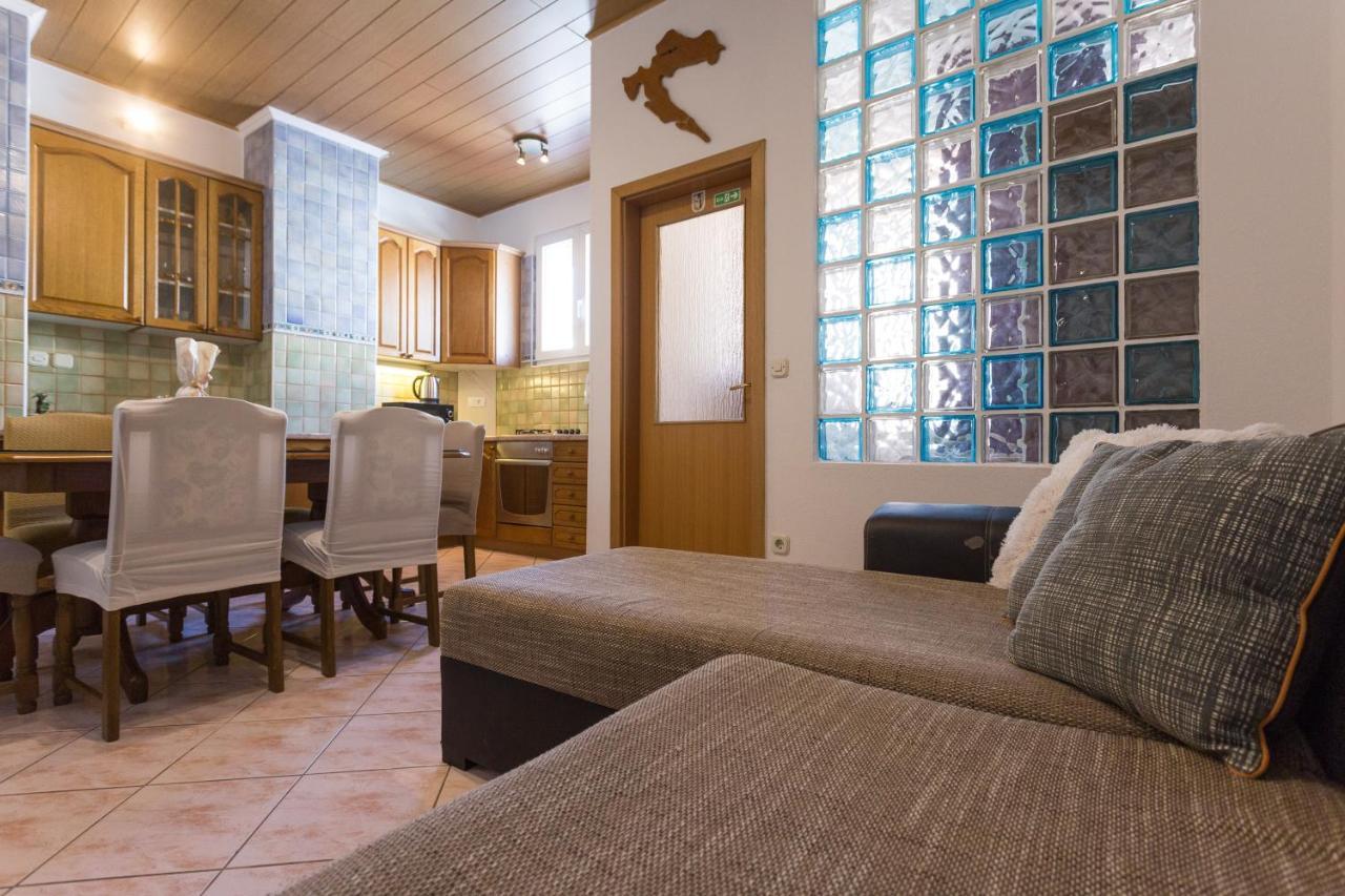 Apartman Ikar Подстрана Экстерьер фото