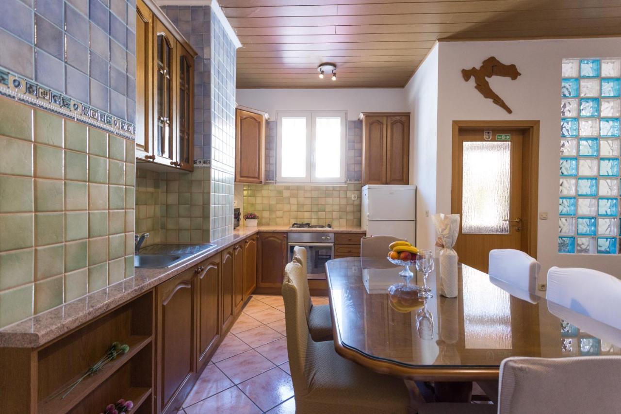 Apartman Ikar Подстрана Экстерьер фото