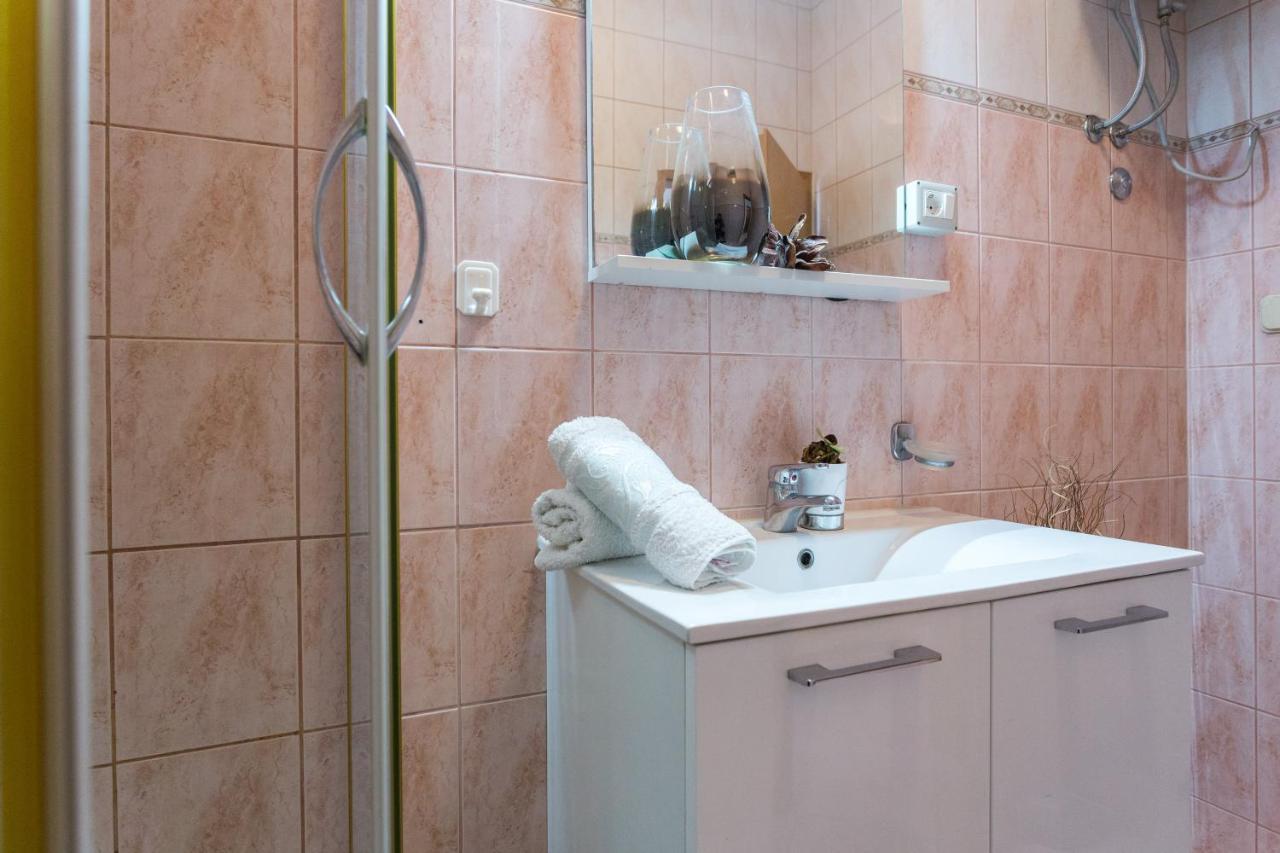 Apartman Ikar Подстрана Экстерьер фото