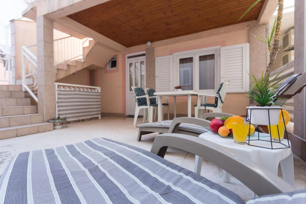 Apartman Ikar Подстрана Экстерьер фото